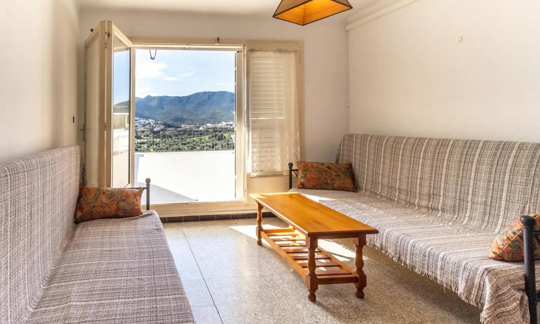 Sant Genis 19 Atico Con Terraza Y Vistas Apartment Llanca