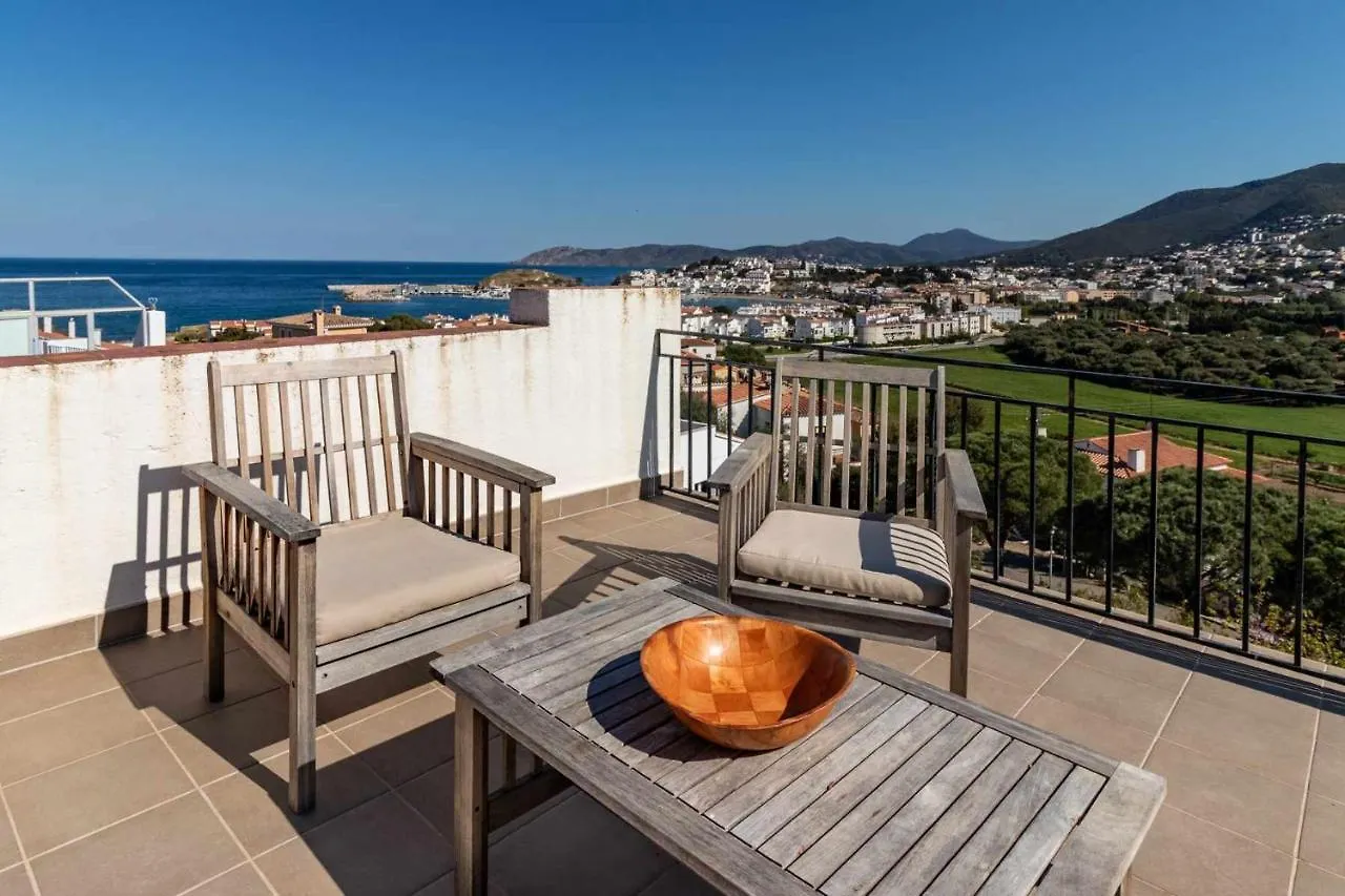 Sant Genis 19 Atico Con Terraza Y Vistas Lägenhet Llança
